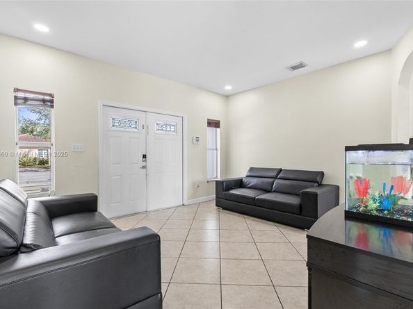 14254 SW 294th St, Homestead FL 33033