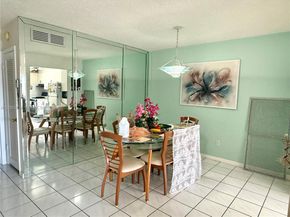 11 NE 204th St 23, Miami Gardens FL 33179