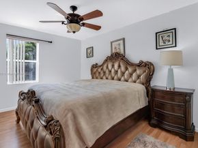 15736 NW 11th St, Pembroke Pines FL 33028