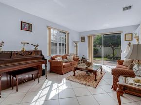 15736 NW 11th St, Pembroke Pines FL 33028