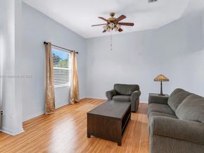 15736 NW 11th St, Pembroke Pines FL 33028