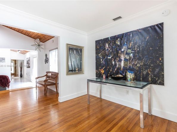 753 NE 81st St, Miami FL 33138