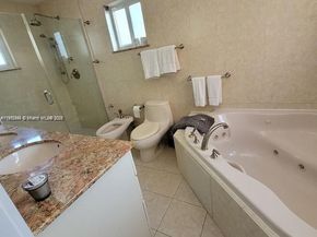 753 NE 81st St, Miami FL 33138