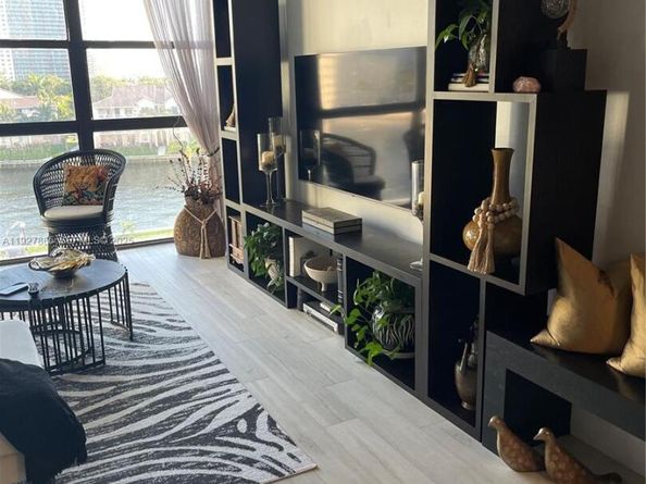 200 Leslie Dr 622, Hallandale Beach FL 33009