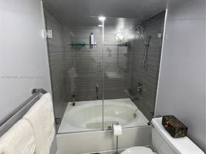 200 Leslie Dr 622, Hallandale Beach FL 33009