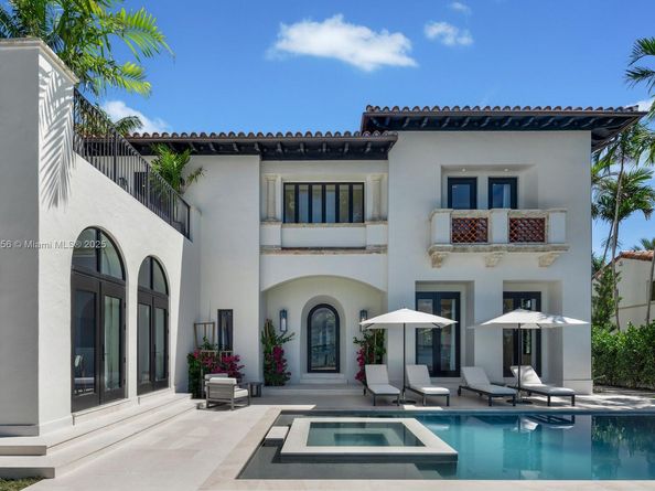 5300 N Bay Rd, Miami Beach FL 33140