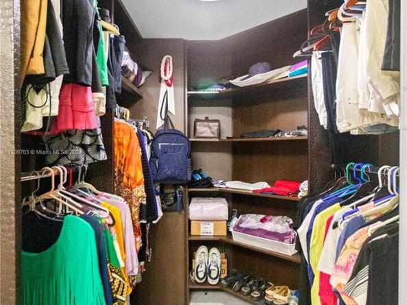 19101 NE 36th Ct 902, Aventura FL 33180