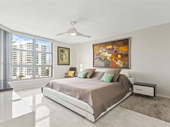 19101 NE 36th Ct 902, Aventura FL 33180