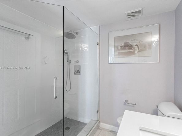 19101 NE 36th Ct 902, Aventura FL 33180