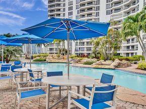 19101 NE 36th Ct 902, Aventura FL 33180