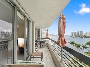 19101 NE 36th Ct 902, Aventura FL 33180