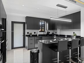 1101 N 14th Ave, Hollywood FL 33020