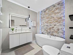 1101 N 14th Ave, Hollywood FL 33020