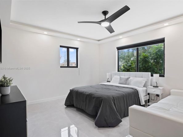 1101 N 14th Ave, Hollywood FL 33020