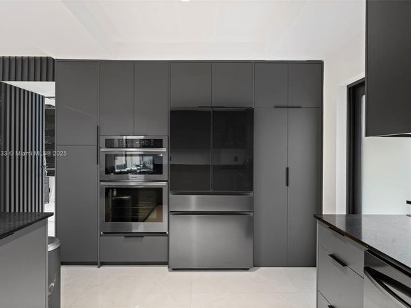 1101 N 14th Ave, Hollywood FL 33020