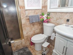 10330 NW 36th Ct, Miami FL 33147