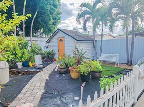 10330 NW 36th Ct, Miami FL 33147