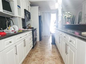 10330 NW 36th Ct, Miami FL 33147