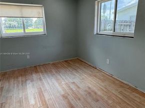 6727 Sheridan St, Hollywood FL 33024