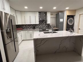 6727 Sheridan St, Hollywood FL 33024