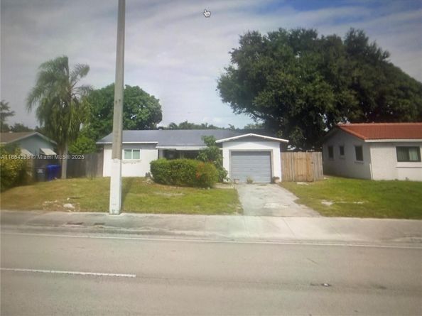 6727 Sheridan St, Hollywood FL 33024