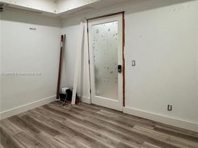 6727 Sheridan St, Hollywood FL 33024
