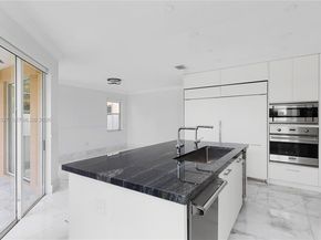 11321 NW 79th Ln, Doral FL 33178