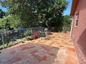 6922 SW 18th Ct, North Lauderdale FL 33068