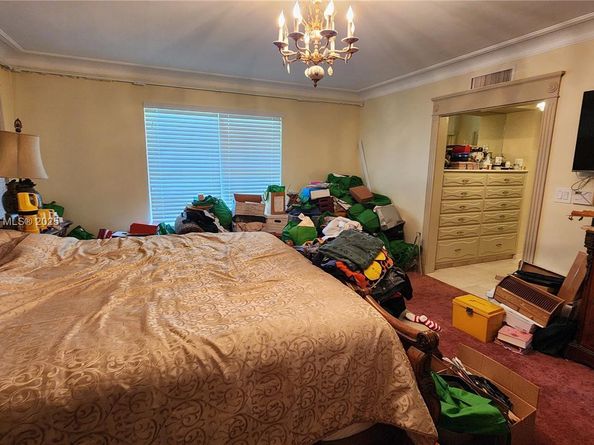 7945 Sunset Dr, Miami FL 33143