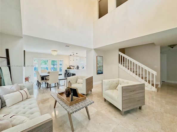 10620 SW 67th St, Miami FL 33173