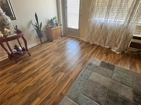 142 Northampton G 142, West Palm Beach FL 33417