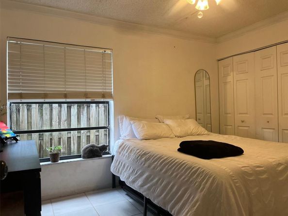 16872 SW 5th Way, Weston FL 33326