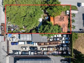 652 NW 31st St, Miami FL 33127