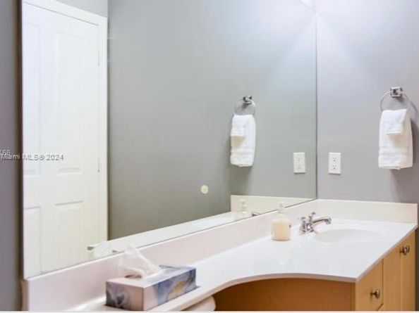 2280 SW 32nd Ave 613, Miami FL 33145