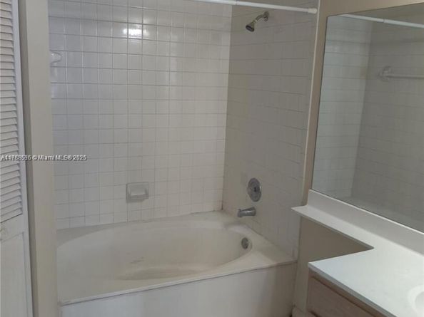 1280 S Alhambra Cir 2209, Coral Gables FL 33146