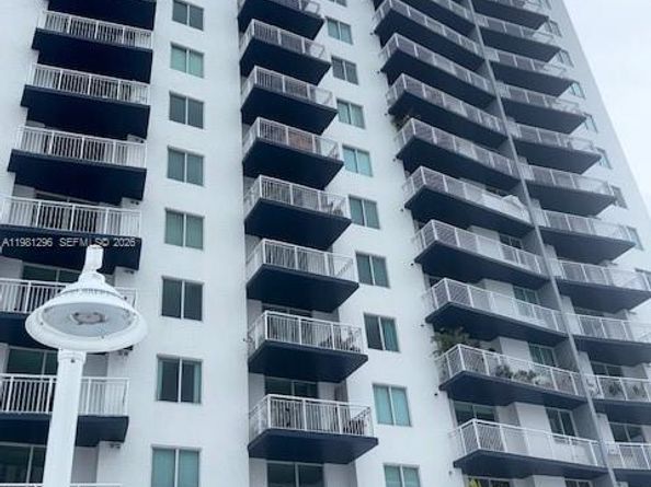 Undisclosed Address #A11981296, Miami FL 33132