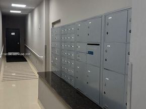 Undisclosed Address #A11981296, Miami FL 33132