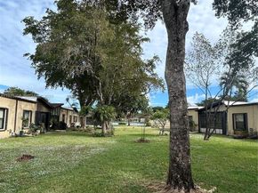 534 Briarwood Cir 148, Hollywood FL 33024