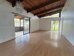 534 Briarwood Cir 148, Hollywood FL 33024