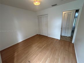 534 Briarwood Cir 148, Hollywood FL 33024