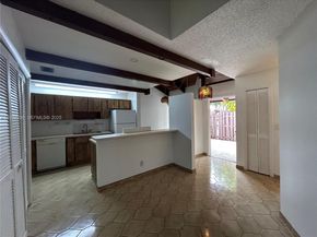 534 Briarwood Cir 148, Hollywood FL 33024