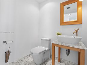 450 Alton Rd 3008, Miami Beach FL 33139