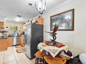 5829 Taylor St, Hollywood FL 33021