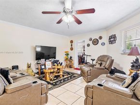 5829 Taylor St, Hollywood FL 33021