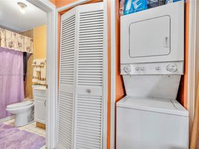 5829 Taylor St, Hollywood FL 33021