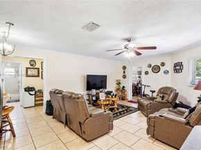 5829 Taylor St, Hollywood FL 33021