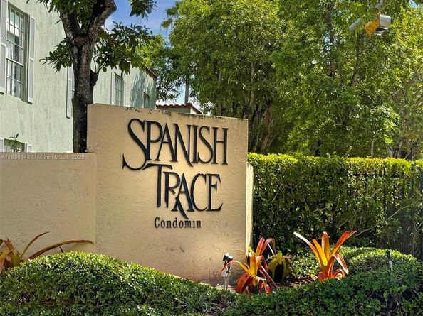 10824 N Kendall Dr S28, Miami FL 33176