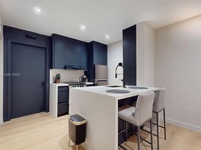10824 N Kendall Dr S28, Miami FL 33176