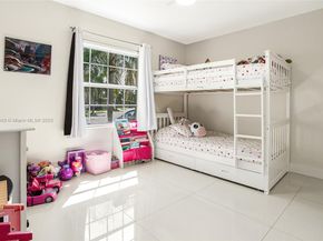 16298 La Costa Dr, Weston FL 33326