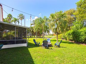 16298 La Costa Dr, Weston FL 33326